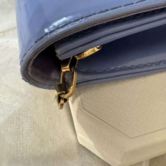 Louis Vuitton Rossmore Amante Light Lavender Patent Leather Clutch Gold Hardware - Picture 7 of 12